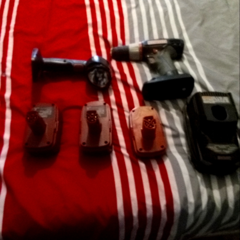 Drill set - Picture 1 of 1